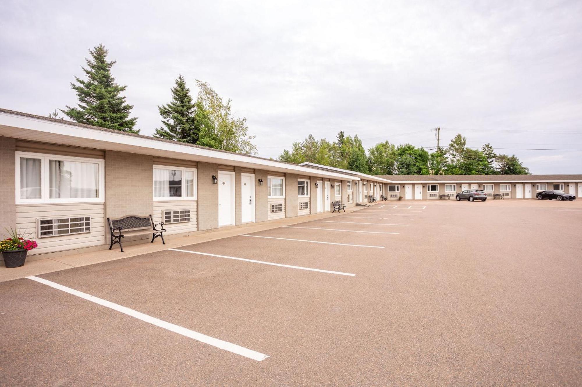 Canadas Best Value Inn & Suites-Charlottetown Ngoại thất bức ảnh