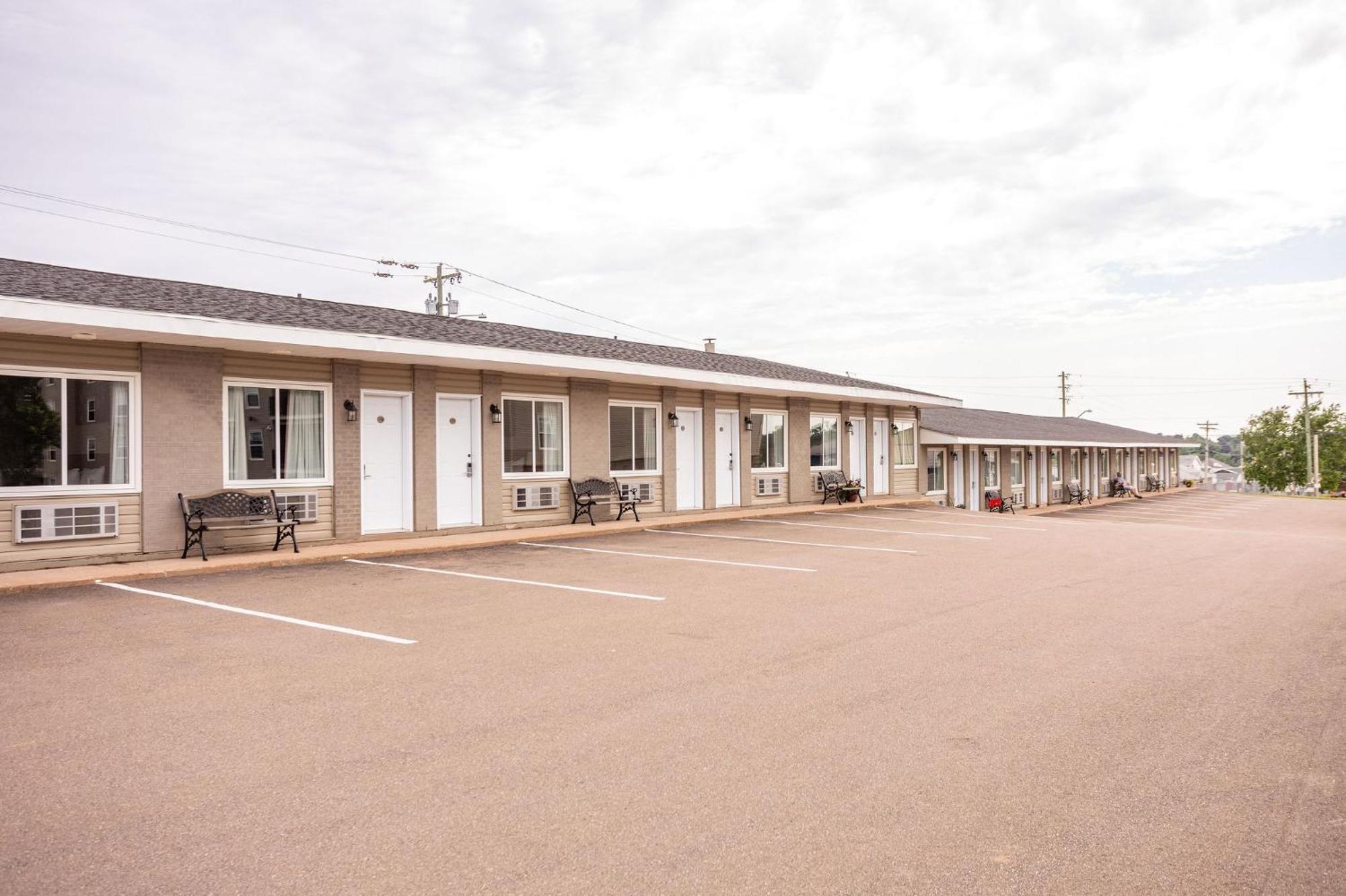 Canadas Best Value Inn & Suites-Charlottetown Ngoại thất bức ảnh