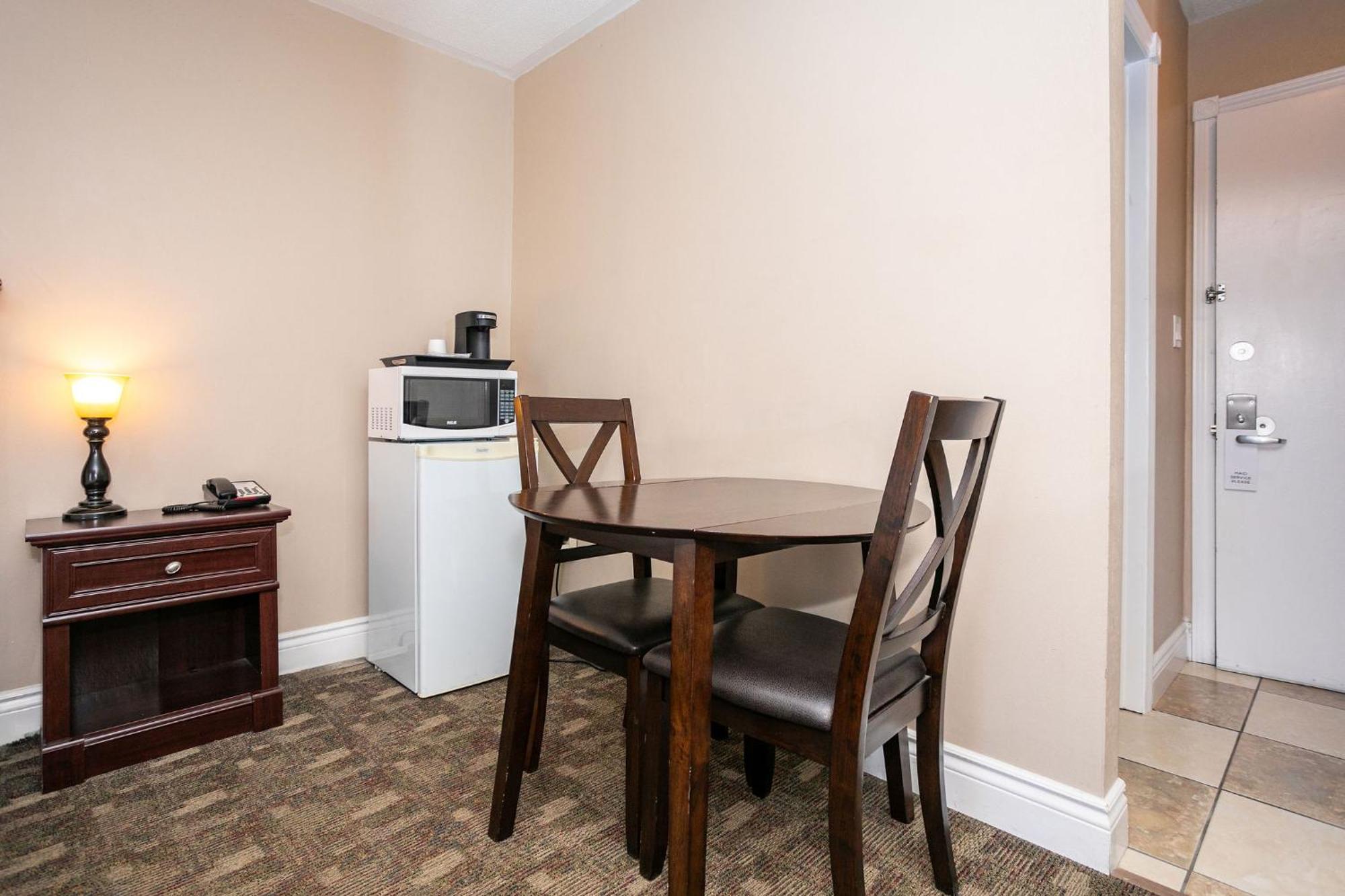 Canadas Best Value Inn & Suites-Charlottetown Ngoại thất bức ảnh